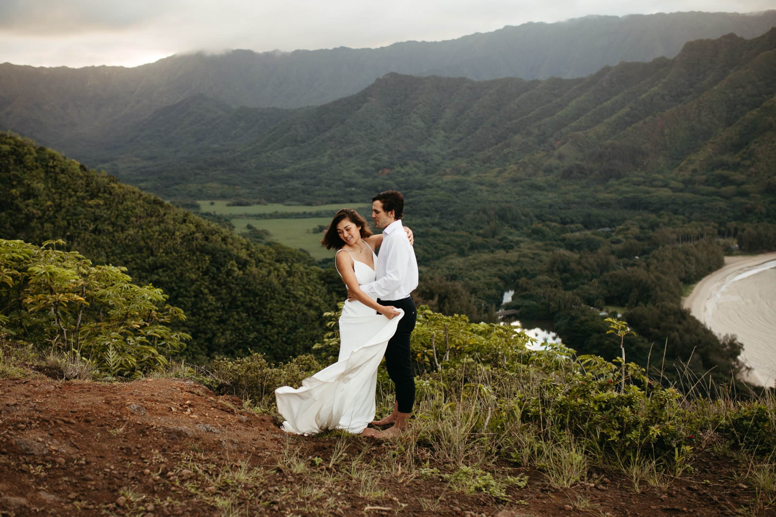 bride and groom on Hawaii mountain
