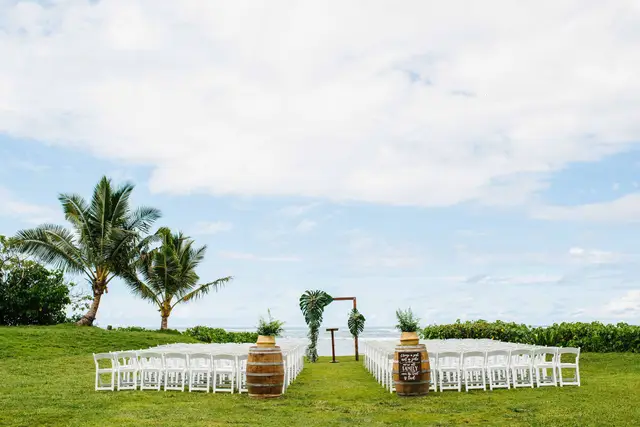 Weddings and elopements at Loulu Palm Estate