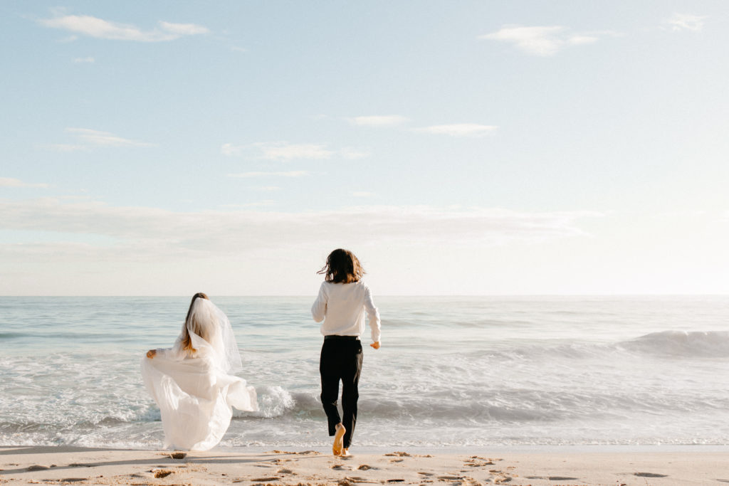 How to Elope in Hawaii - Emily Choy Photography