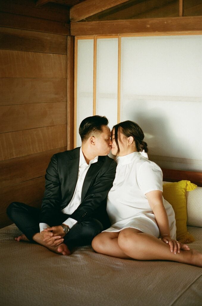 photo of the couple kissing